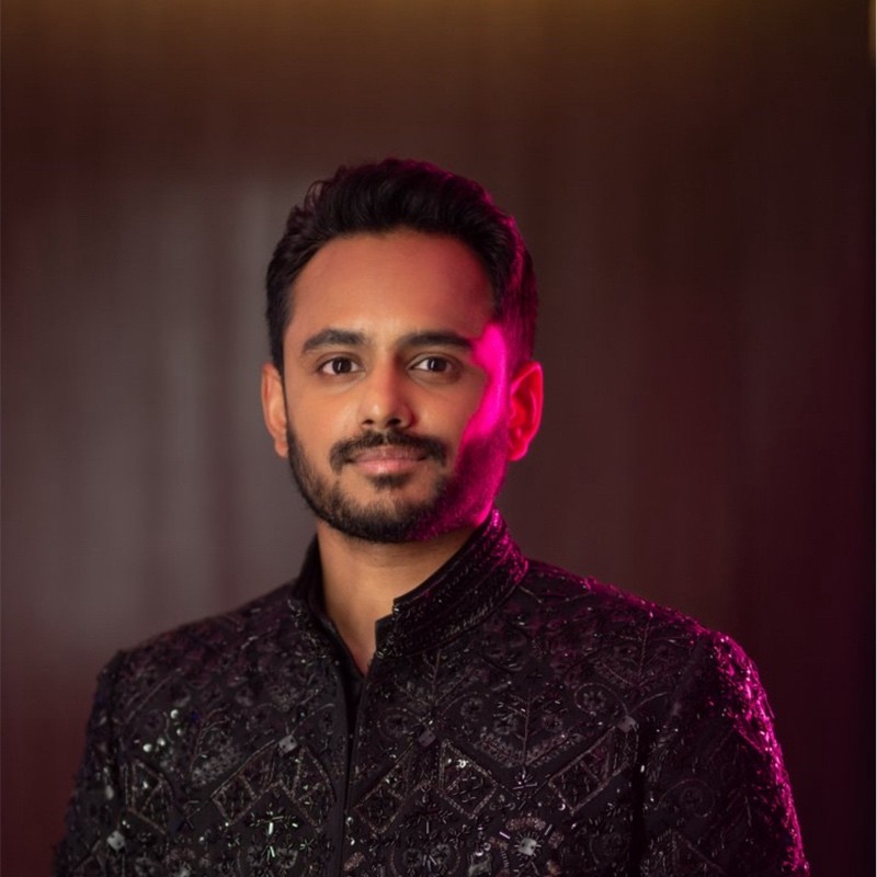 Yesh Devabhaktuni